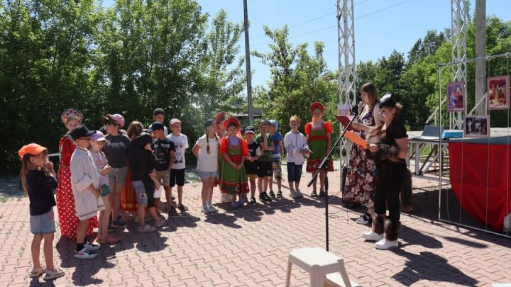Пушкинский день в библиотеке: волшебство слов и красок!